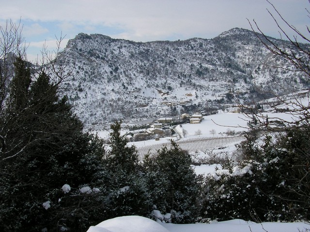 Hiver neigeux sur le village